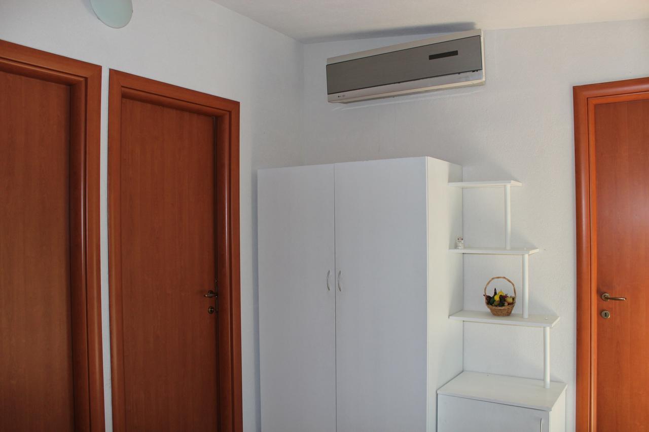Residence Serrone Santa Maria di Castellabate Εξωτερικό φωτογραφία